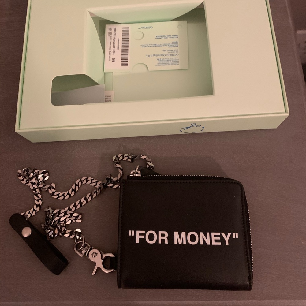Off-white wallet